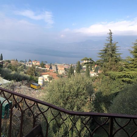 Appartamento Casa Patrizia Torri Del Benaco Esterno foto
